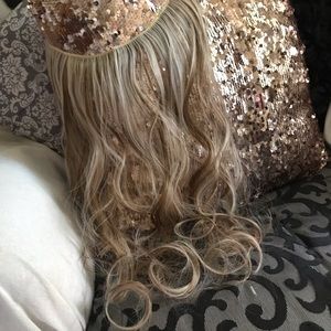 NWOT Hair Extension Hairpiece Hidden Weft Blonde